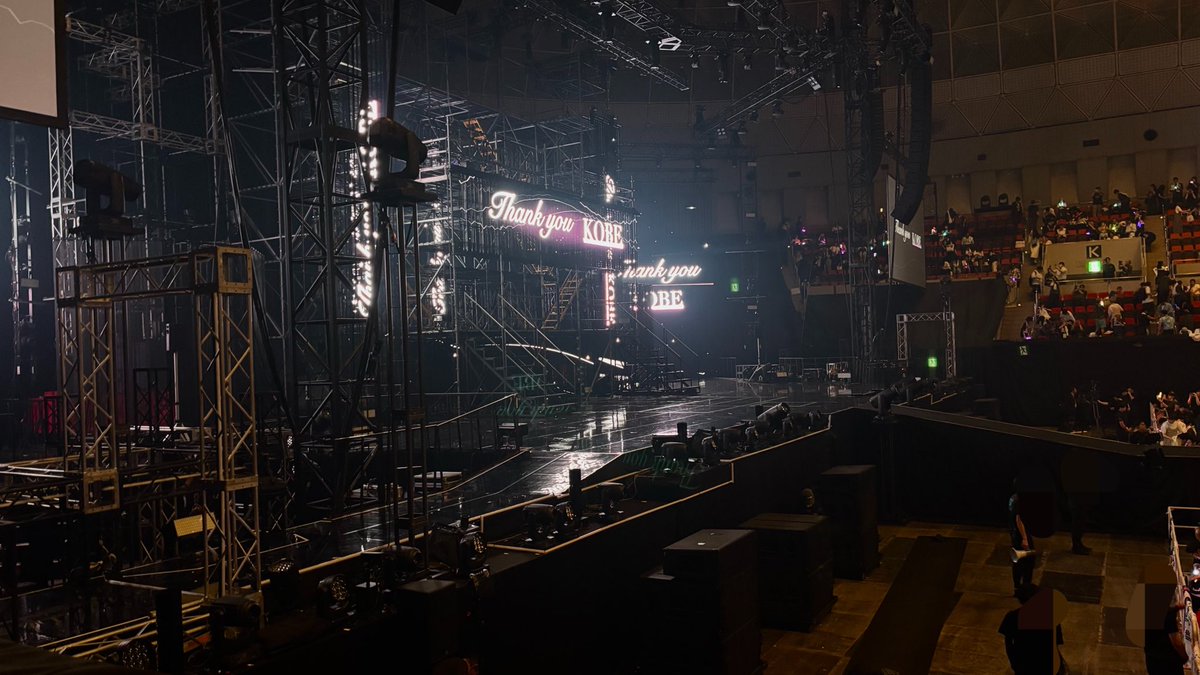 rrrrr__57's tweet photo. 全メンバー肉眼で表情まではっきり見えた^ ^神見切れ。

#櫻坂46_Whatslonesome https://t.co/bnWxh5vHK4