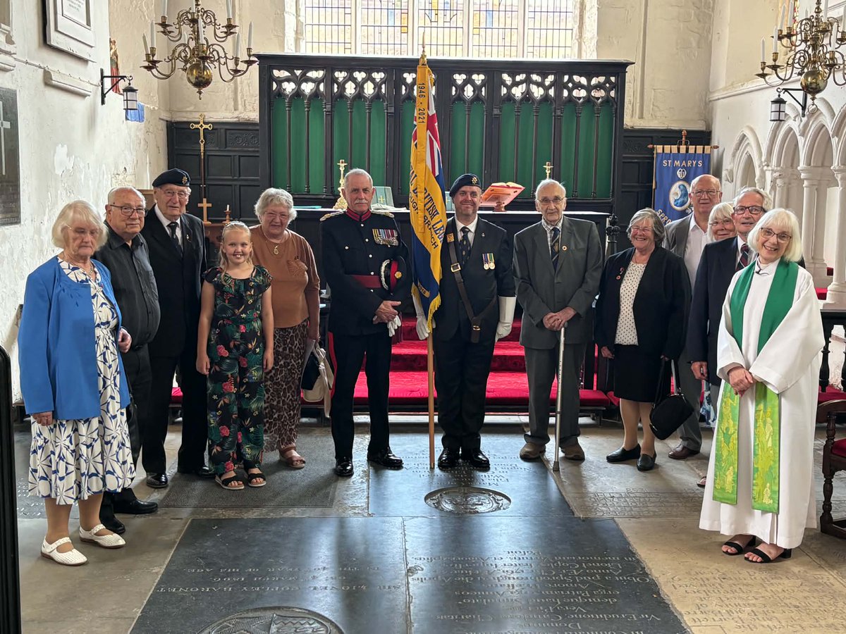 LieutenancySY's tweet photo. Major Adrian Hunt DL was delighted to attend St Mary’s Church Sprotbrough #Doncaster on Sunday for the dedication of the new Branch Standard for the Sprotbrough Branch of the @PoppyLegion 
@DonnyFreePress @MyDoncaster https://t.co/o6b54T54xa
