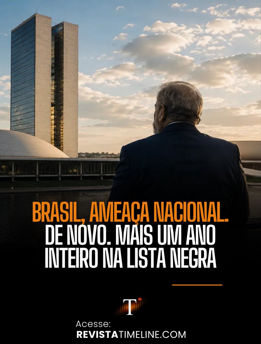 RevistaTL's tweet photo. Os Estados Unidos renovaram nesta terça-feira, por mais um ano, o estado de emergência nacional em relação ao Brasil.

Não é meme. Não é fake news. Não é interpretação criativa de analista de rede social. É documento oficial da Casa Branca, enviado ao Escritório do Registro Federal, com publicação prevista no Federal Register e comunicação formal ao Congresso americano.

A Ordem Executiva 14.323, assinada por Donald Trump em 30 de julho de 2025, classificou políticas, práticas e ações do governo brasileiro como uma ameaça “incomum e extraordinária” à segurança nacional, à política externa e à economia dos Estados Unidos. A medida expiraria agora, no fim de julho. Trump decidiu que ela continua valendo até julho de 2027.

Vale um esclarecimento técnico, porque aqui prezamos pela precisão. A legislação americana de emergências nacionais exige renovação anual dessas declarações, sob pena de caducidade automática. A prorrogação em si não cria sanções novas nem restabelece tarifas. Mas atenção ao detalhe que muda tudo: a Casa Branca poderia simplesmente deixar a emergência morrer. Bastava não assinar nada. Escolheu renovar. E escolheu renovar repetindo, ponto por ponto, as justificativas de 2025.