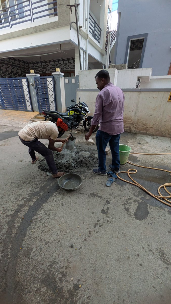 KavinP155's tweet photo. @CbeCorp The Onix Enclave PNG contractor is doing very good. First time witnessing a contractor bearing damaged caused by them and refixing it pipelines and flooring especially road. I appreciate Mr. Anil Kumar sir and his team for this great work and responsibility
@IndianOilcl https://t.co/tTMsza4TYP