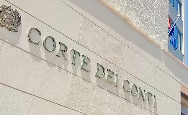 CorteContiPress's tweet photo. #Contipubblici, la #CorteConti ha parificato il #Rendiconto generale della @RegionePuglia per l’esercizio 2025, leggi i documenti 👉 https://t.co/LgWEOHpo6L https://t.co/mWhJIfB9it