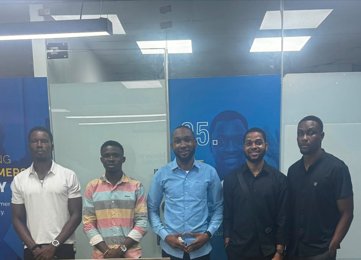 ethicaresolvecc's tweet photo. A great opportunity for participants to experience our workplace, meet the team and connect learning with real-world business.

More highlights from the programme coming soon.

#EthicaResolveAcademy #WorkplaceLearning https://t.co/JhuX4x1cyK