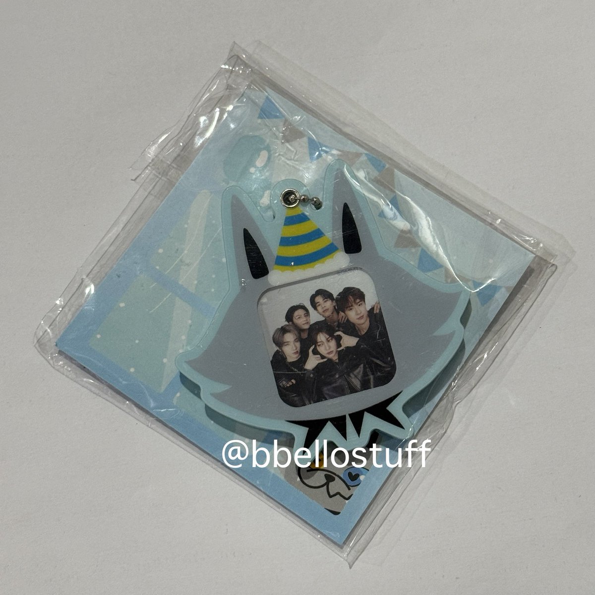 jjupiter_'s tweet photo. LYKYOU ACRYLIC KEYCHAIN 🐺

Price : 300.-

💌 : ค่าส่งฟรี
สนใจทัก DM/line ได้เลยนะคับ⭐️

#ตลาดนัดgmmtv #ตลาดนัดวิลเลี่ยมเอส
#ตลาดนัดlykn #ตลาดนัดไลแคน https://t.co/yn6ZAcyECB