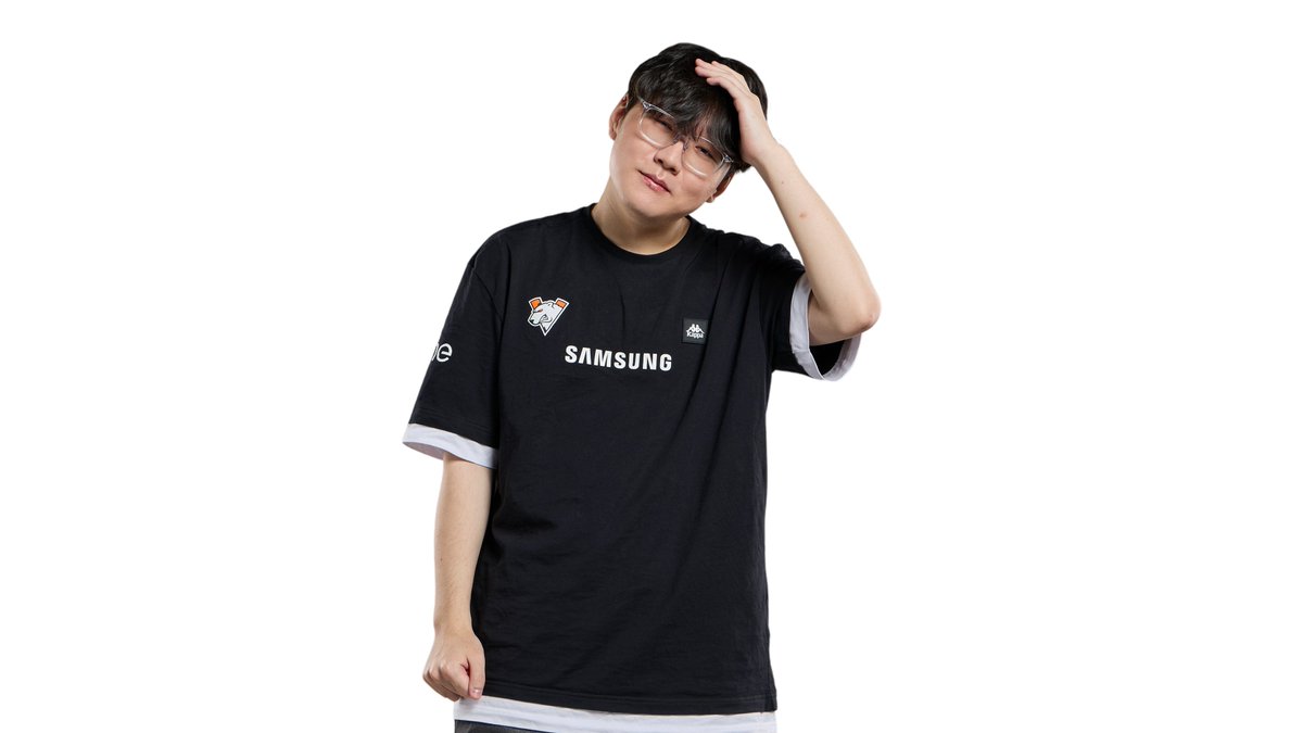 Choi457_'s tweet photo. EWC26 프로필 사진 #픽사 #FiXa https://t.co/rhvYF5l8Fy