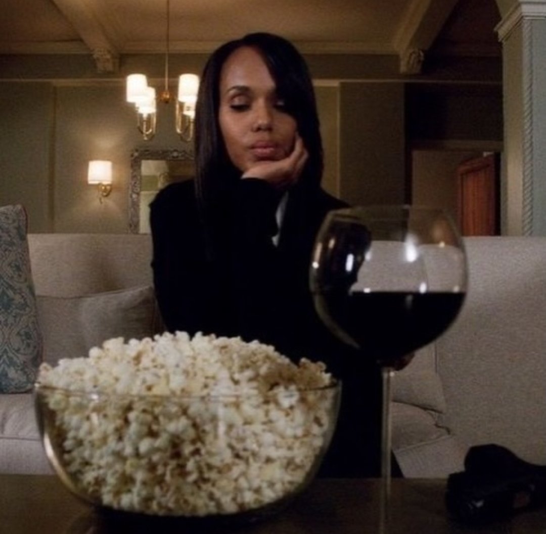 ffrikitouna's tweet photo. this is what my dream saturday night looks like https://t.co/t8RRKaTo2z