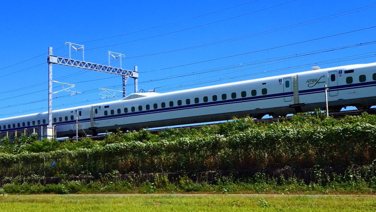 923_yellow's tweet photo. 7/29 🚄N700S💙J0編成

昨日に続いて今日も試運転を続けるJ0編成

昨日と同じスジで2往復
2日連続は珍しい

1往復目の復路上りを撮影

神出鬼没のJ0編成

3日連続はないよね？？

#N700S
#J0編成
#新幹線確認試験車
#神出鬼没 https://t.co/pKgWMQNUzx