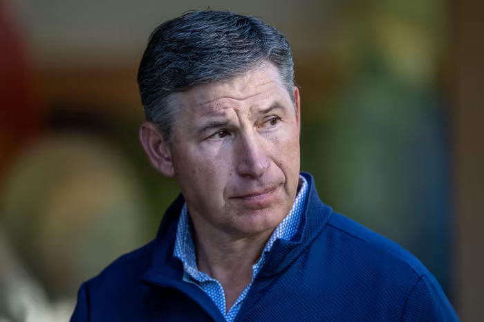 Ashton_1nvests's tweet photo. Anthony Noto ended the $SOFI earnings call with one of his strongest statements yet:

“I am often asked why I buy the stock, and the answer is simple.”

He believes SoFi will eventually generate a 20% to 30% return on tangible common equity.

“It is just a matter of when, not if, the market can connect the dots.”

Until then, management will keep its head down and execute for members and shareholders.

That is exactly the confidence I want to hear from a CEO who continues buying the stock himself.