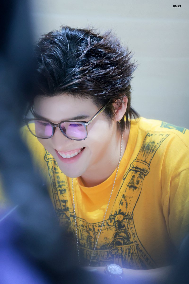Bliss_SkyNani's tweet photo. 20260729 : GMMTV Fan Sign 

น่ารักมากๆๆๆ วันนี้คือน้องสกายสุดๆ ไปเลย!!💛

SKYNANI SMYLENEONA FANSIGN

#งานมหกรรมนิยายนานาชาติ2026xSkyNani
#skywongravee @skywongraveee https://t.co/rOUjnHsF04