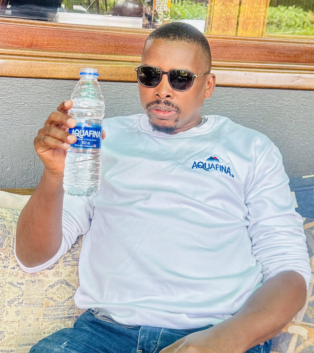 eddiespikaagaba's tweet photo. “Drinking Water is essential to a healthy lifestyle”
Hydrate with only what’s essential @AquafinaUganda
#EnrichedDrinkingWater https://t.co/2HVNnxVWio