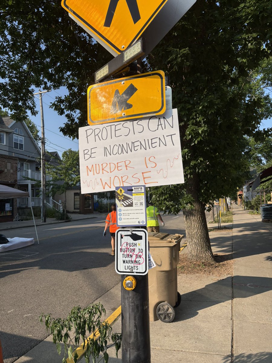 SchulteLaura's tweet photo. I don’t usually enter the encampment this direction, but there are lots of boards with nails here to keep people out https://t.co/shoLPfWxeY