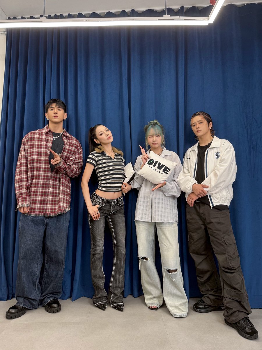 KARD_Official tweet picture