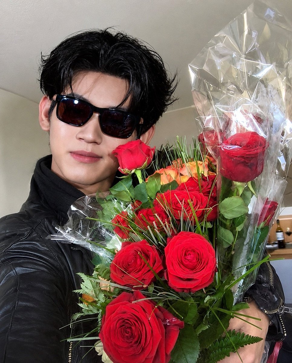 shoguncheang's tweet photo. แอลม่อนโลโซครับ

TONSOM FINAL FAN MEETING

#WhenOrangesFallFinalEP https://t.co/8k4GALl187