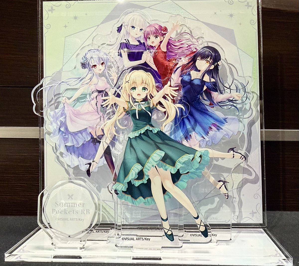 そしてサマポケのアクリルジオラマの可愛さを見てくれ〜！ ほんまに静