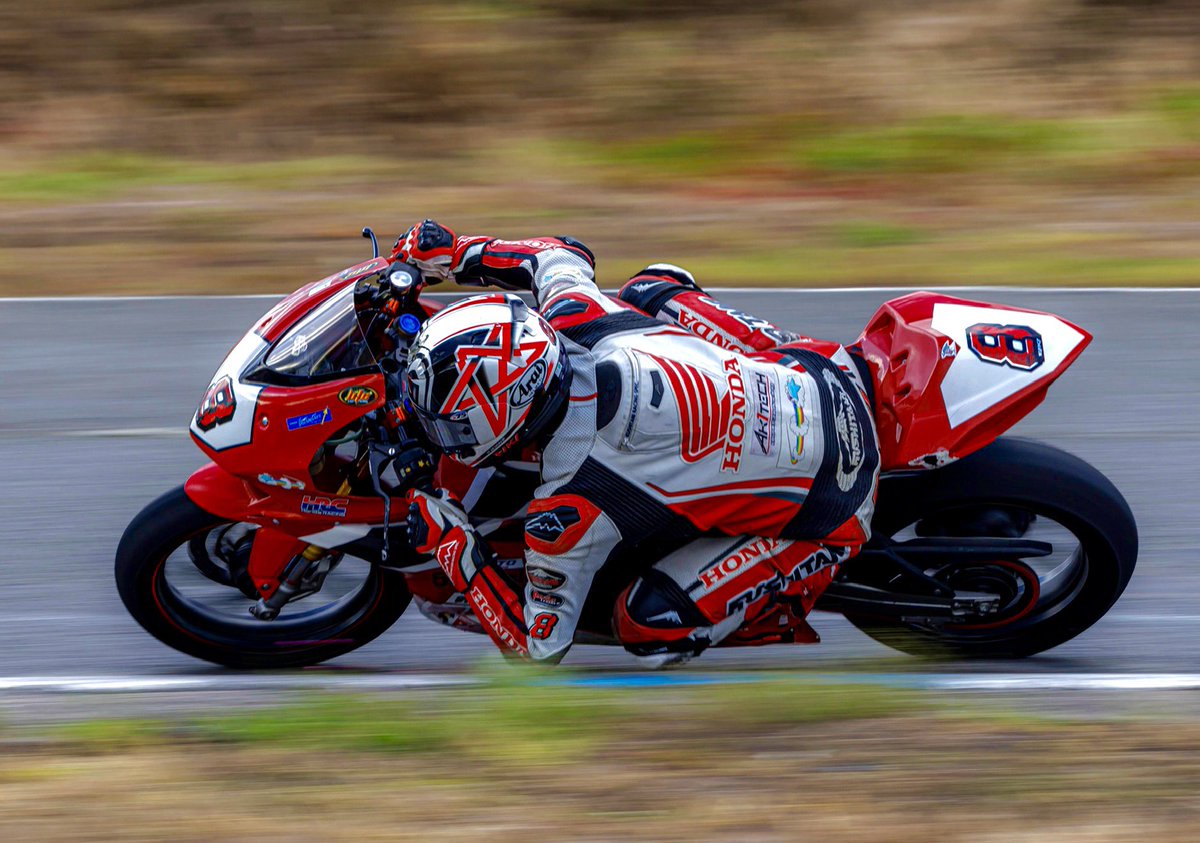 ew08_life's tweet photo. 色々落ち着いてきたので、、

CBR250RR MC51 レースベースを探してます。

中期以降で探してます。
練習機で使うのでJP仕様でもカップ仕様でも���でもいいです。
シーズン真っ只中で当分ヤフオクとかにも出てこないと思うので情報ください🙇‍♂️

やっぱりバイクがないとダメっぽい！ https://t.co/QwC9fi1YsB