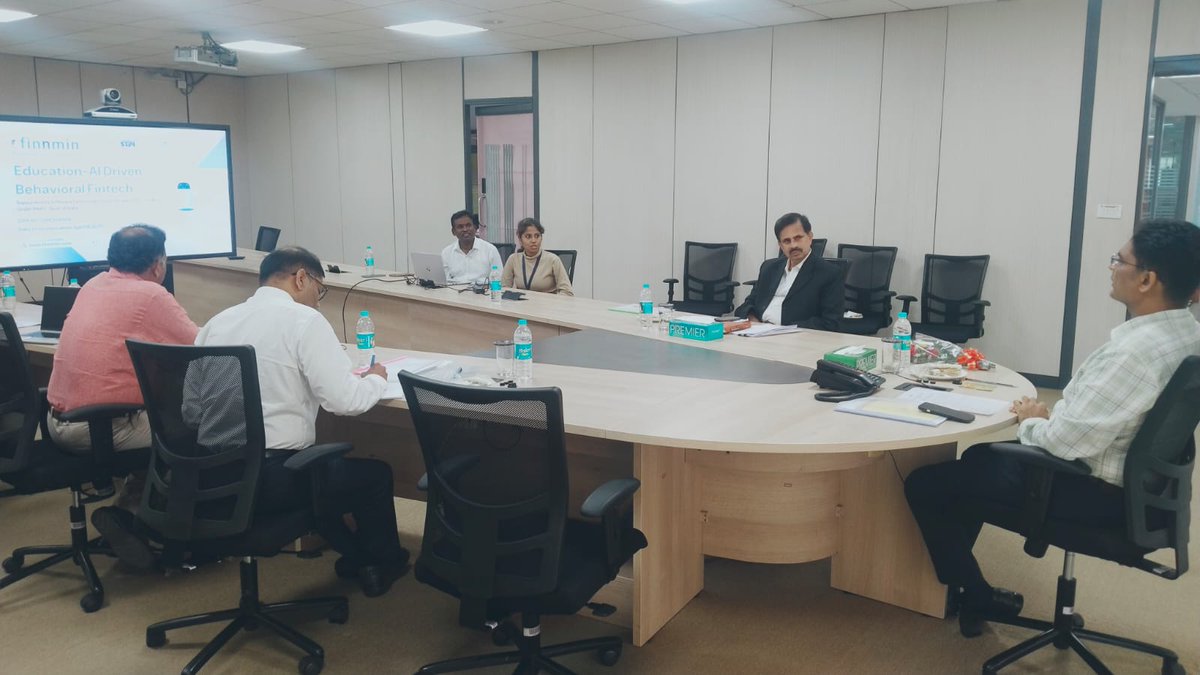 STPIChennai's tweet photo. During his visit to STPI Chennai, Dr. Atul Anand, IAS, Addl. Chief Secretary, Govt. of TN, AI, IT &amp; DS Dept., interacted with startups incubated at the STPI #FinBlue CoE, appreciating their innovative solutions and vibrant startup ecosystem being fostered through #STPIINDIA. https://t.co/Vl1nKIMTS9
