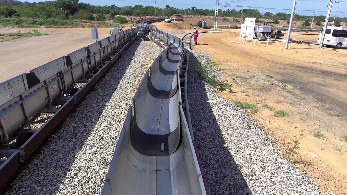im_mining's tweet photo. .@RailVeyor CEO Tas Mohamed says selecting lower-impact #transporttechnologies during project planning could be instrumental in balancing economic development with environmental protection &amp; Indigenous partnerships in #Canada's #RingofFire https://t.co/bYbIF4oqip https://t.co/s0VmE8JDdn