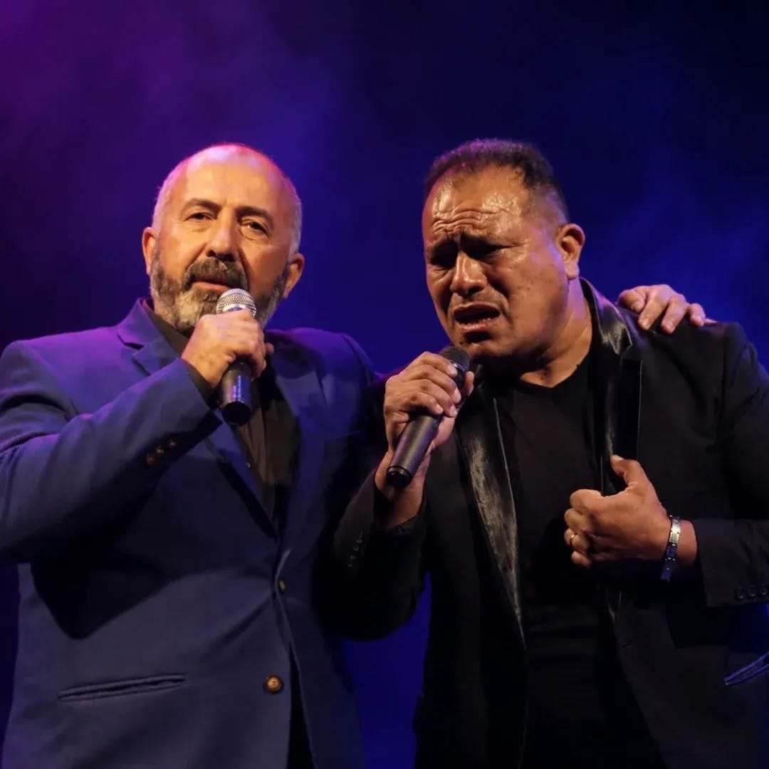 radio10mdq's tweet photo. El Teatro Colón despide las vacaciones de invierno con una noche de música y humor https://t.co/FI6p8Q0KPb a través de @Radio 10  Mar del Plata FM 105.5 https://t.co/VPhouhqOY6