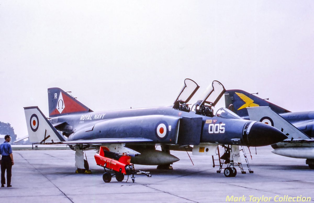 CcibChris's tweet photo. Phantom FG.1  XT870 VL/005 of 892 NAS next to XV579 of 767 NAS at Yeovilton 2nd June, 1969. Early days.
   credit embedded https://t.co/AKziBFz3nY