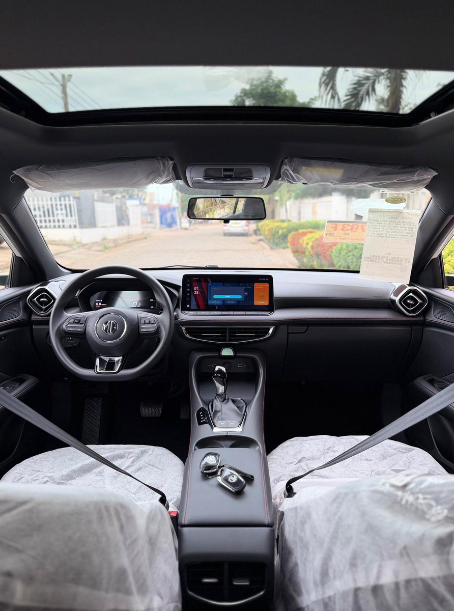 fourthspeedgh's tweet photo. 2025 MG5 LUXURY!

BRAND NEW 
FRESHLY CLEARED 
Engine capacity: 1.5L
Mileage: 125 Km
SUNROOF 
PUSH START 
WITH KEYS FROM SOURCE
TOUCH INFORMATION SYSTEM 
LEATHER SEATS
ACTIVE SENSORS
SWEET MACHINE!

Price:¢315,000ghc negotiable 

Contact/ WhatsApp: +233593922214
#fourthspeedmotors https://t.co/GgfKNMFxRB