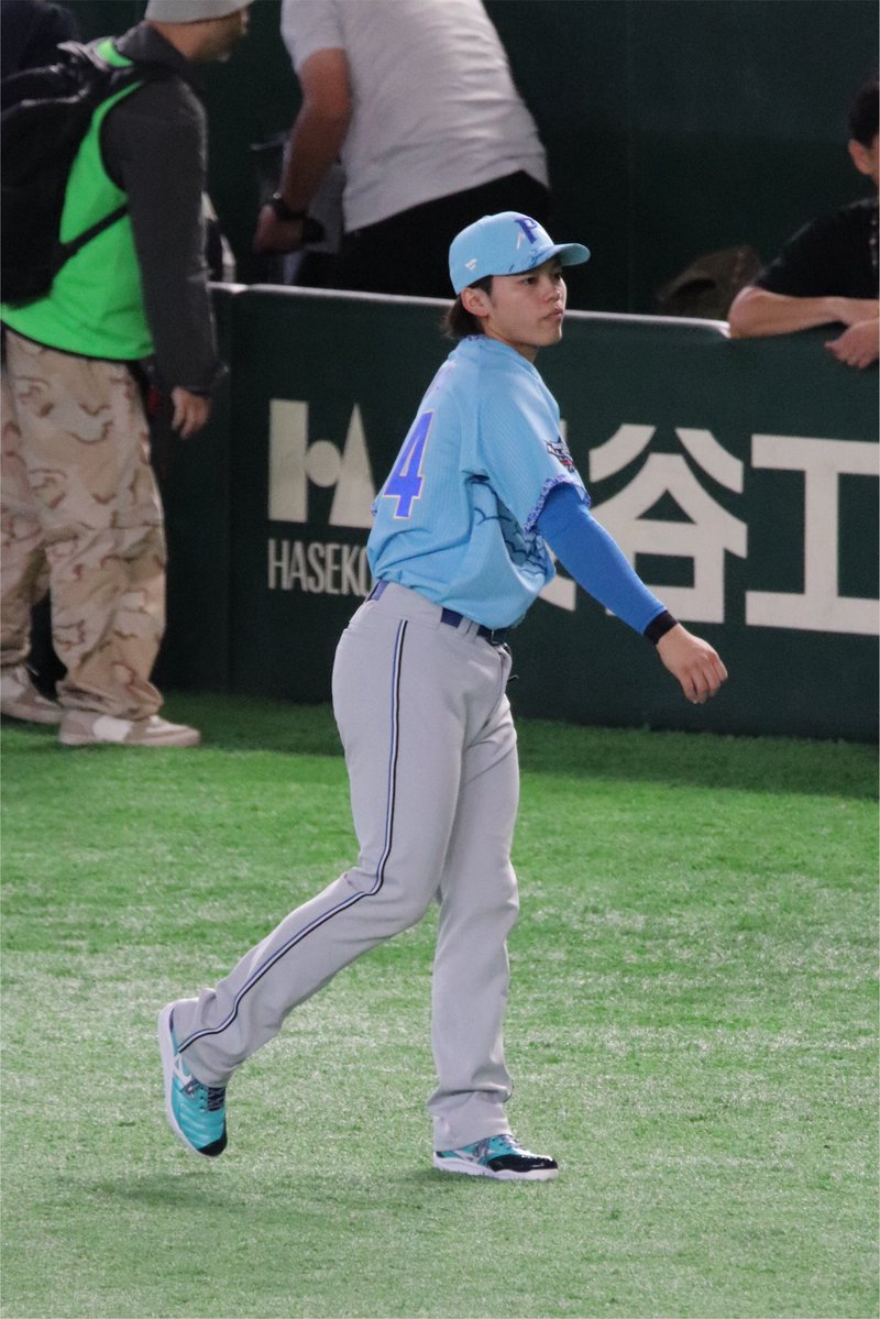 _yn64ty1's tweet photo. かわいいゆあさん発見😺💕
 #マイナビオールスターゲーム2026 
 #田宮裕涼 選手 #lovefighters https://t.co/hw0bWjxMm4