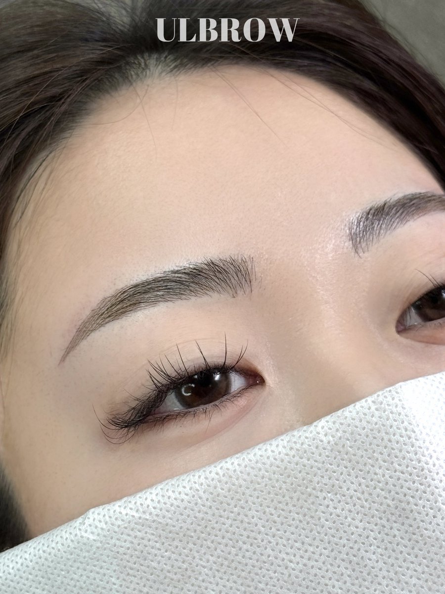 ulbrow's tweet photo. #アートメイク眉 
⠀
내추럴라인 시술직후 클로즈업 ✌🏻
얇고 선명하게, 골격, 눈썹과 어우러지게!
⠀
자연스러움도 놓치지않지요~ 😎

ナチュラルライン施術直後のクローズアップ✌🏻
⠀
細く、繊細に。
骨格や自眉になじむデザインへ。
⠀
自然な仕上がりにも、しっかりこだわっています😎
⠀
- 1:1オーダーメイド
- 日本語対応可能
- 代表院長単独施術
- 100%予約制
⠀
相談/予約 LINE : @ulbrow
⠀
#眉毛 
#韓国メイク
#眉毛アートメイク
#眉毛メイク