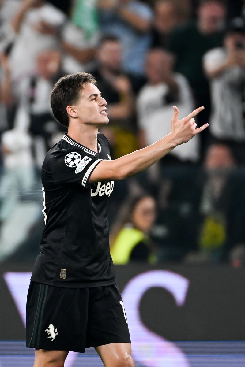 juventusfc's tweet photo. 🕸️🕷️ https://t.co/wXLJjX0uof