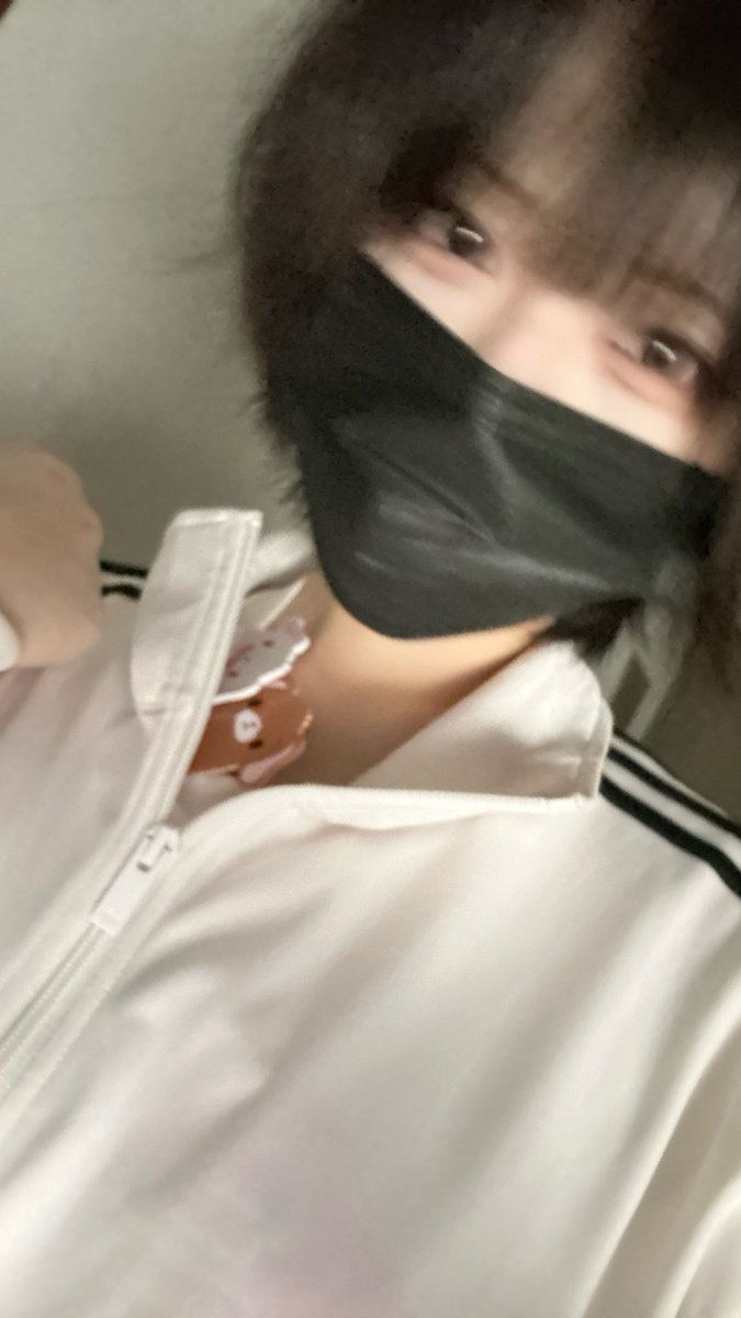 Chx2iiv's tweet photo. 내일 출근. https://t.co/WoCahS2ai7