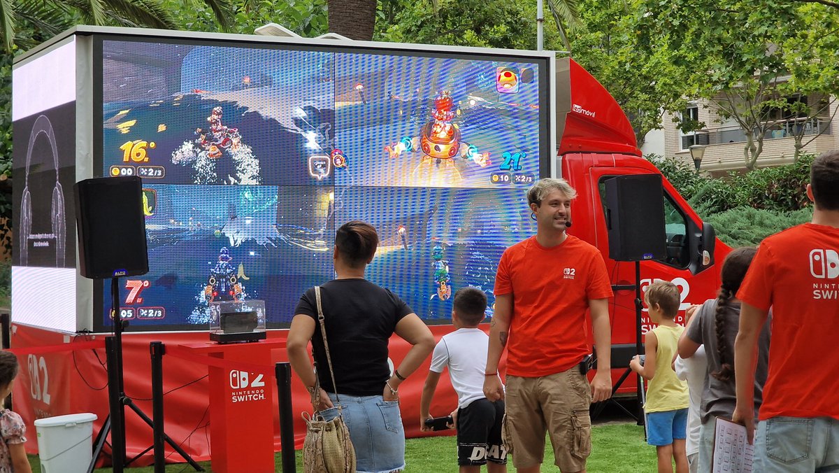 ajcambrils's tweet photo. TURISME | 🕹 La gira estiuenca Nintendo Switch Tour torna al Parc del Pescador de Cambrils del 7 al 9 d’agost.

ℹ️ L’edició 2026 comptarà amb 74 punts de joc, més de 15 títols i activitats gratuïtes per a tots els públics.

👉 https://t.co/apa75nqXau 

#Cambrils https://t.co/KtXlFY2CDx