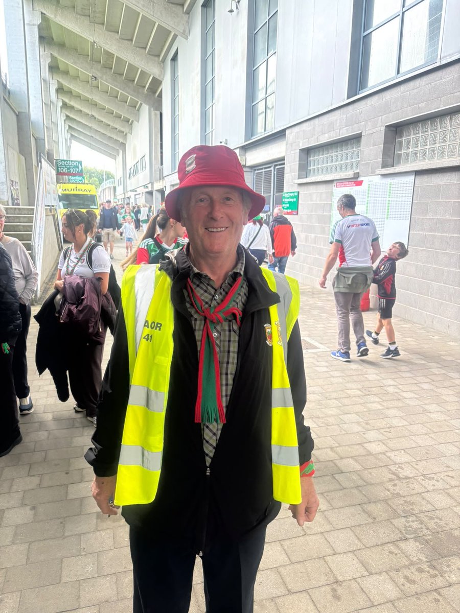 m_brosnan's tweet photo. What a week.

Michael Moran. The McHale Park liftman.  A gent at every game. Born the same week as the 1951 final. Happy out on Monday

Working outside dressing rooms, captured by the great @PiarasPOM on Sunday, at the moment my eyes were about to fall out of my head🫡 https://t.co/9Q7ei9QuG2