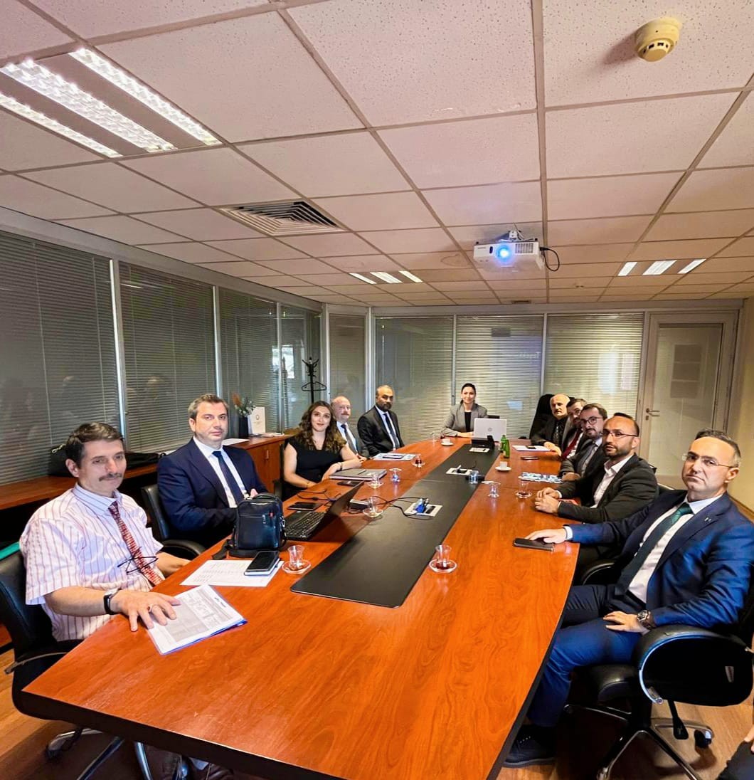 bartin_sgdb's tweet photo. Üniversitemizin gelecek dönem yatırım planlarının değerlendirilmesi amacıyla Cumhurbaşkanlığı Strateji ve Bütçe Başkanlığı’nda Yatırım Bütçe Toplantısı gerçekleştirildi. Düzenlenen toplantıya üniversite üst yönetimi ve idari birim temsilcileri katıldı. https://t.co/w9MoOTyWgB