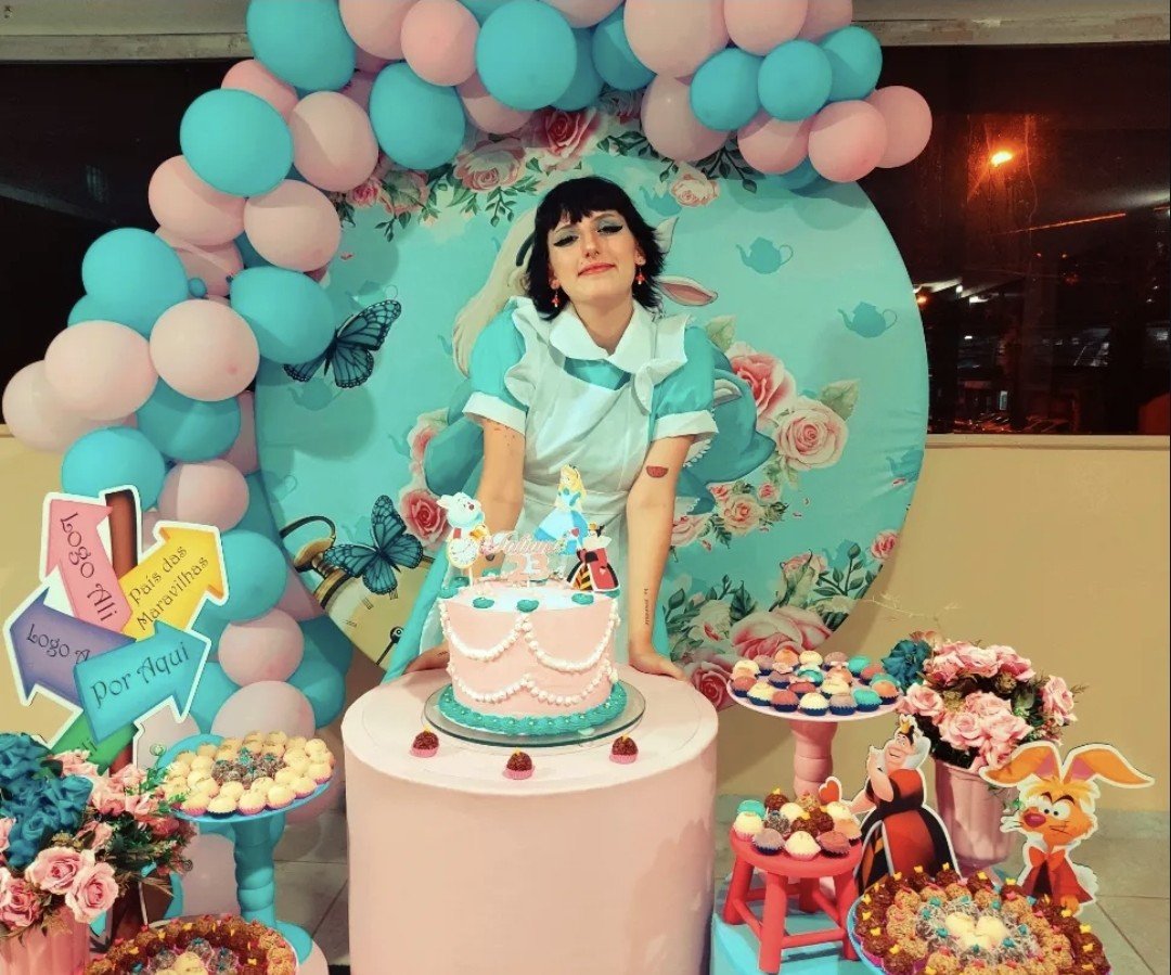 lapisbranco_'s tweet photo. Meu aniversário de 23 anos🥺🥺 https://t.co/zlIczbP6Ew