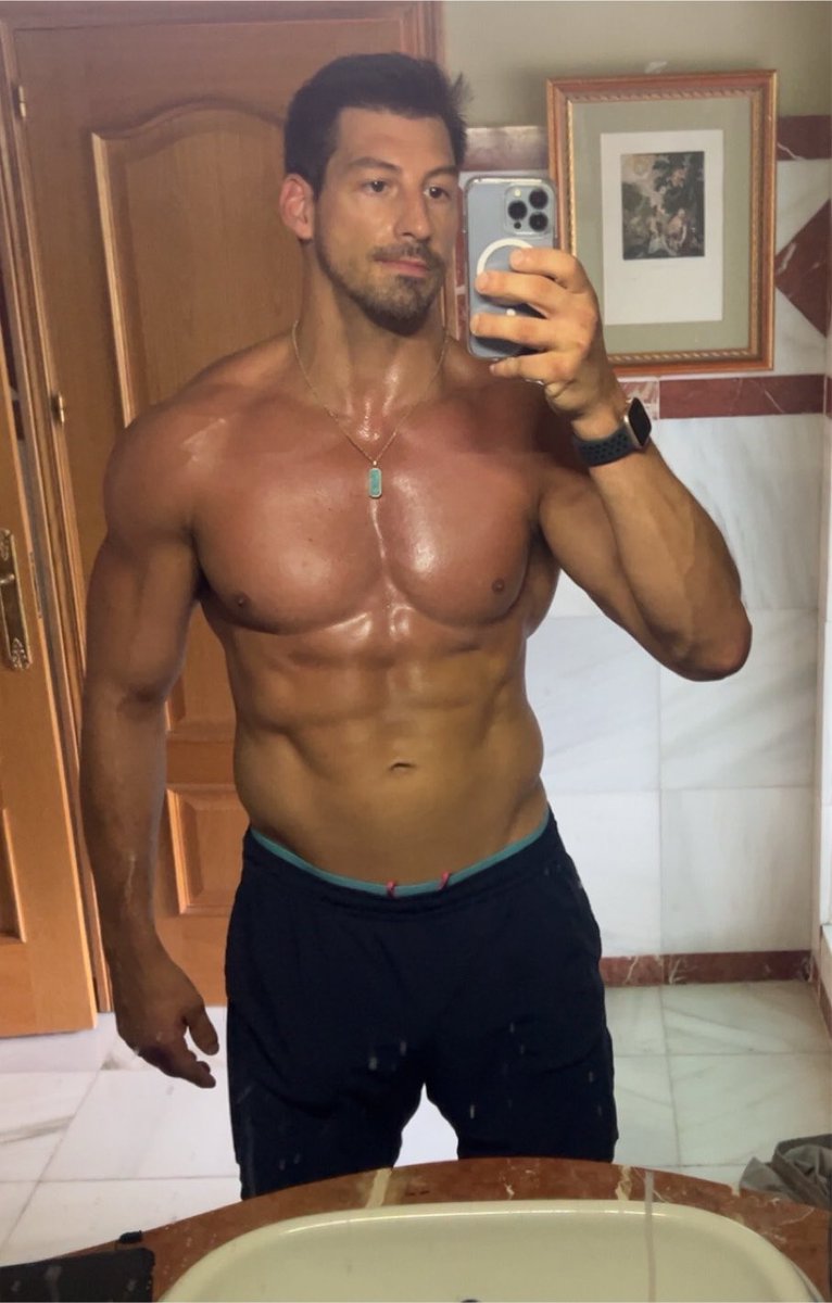 DeepDick10x7's tweet photo. Phew 😮‍💨 this was a good pump… gonna post the quick workout with @Zander_fly on the onlyfans main page this weekend. Stay tuned. Go subscribe now while there’s a little discount 

https://t.co/cjiNrbkj49 https://t.co/7uWV4c0i2Q