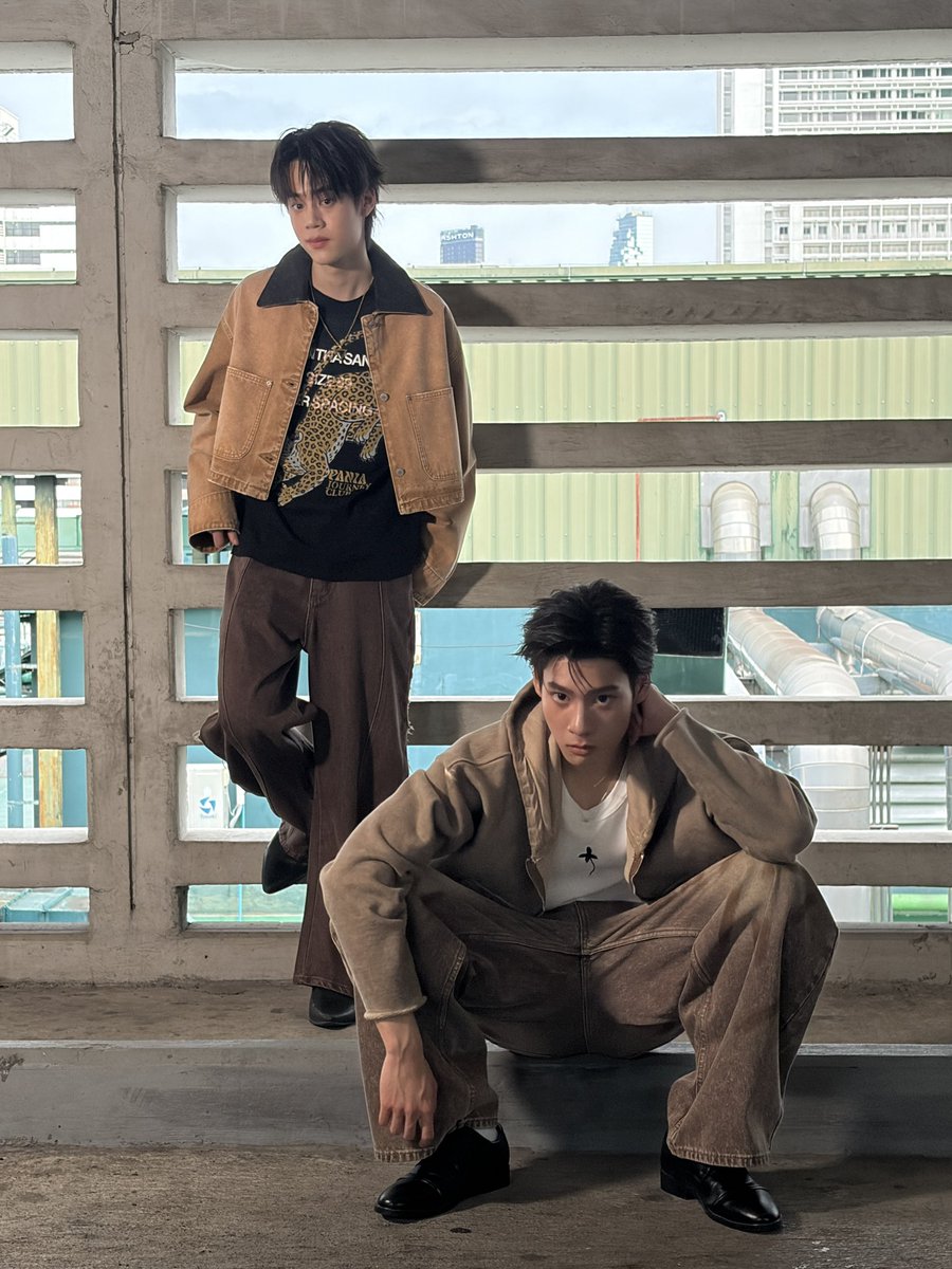 Promsur_'s tweet photo. พร้อมขอบคุณทุกๆคนที่มาให้กำลังใจกันในวันนี้นะครับ วันนี้เป็นงานแรกที่พวกผมมากันเพียง4คน ตื่นเต้นเเละสนุกมากๆครับ ขอบคุณที่เอ็นดูและซัพพอร์ทกันเสมอนะครับบ 
#PANIABANGKOK
#makeitright2026 https://t.co/iBtyGDr2Rl
