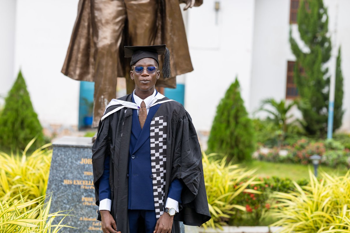 mcbilly_graham's tweet photo. 𝐈𝐓𝐒 𝐎𝐅𝐅𝐈𝐂𝐈𝐀𝐋, 𝐈 𝐆𝐑𝐀𝐃𝐔𝐀𝐓𝐄𝐃! 🥳
Here's to the next chapter of learning, service, and impact.
📍MSc Geo-Information Science
📍University of Ghana
#UGClassof2026
#UGCongregation
#TheJourneySoFar
#McBillyYawGraham https://t.co/X4jO5kQUdg