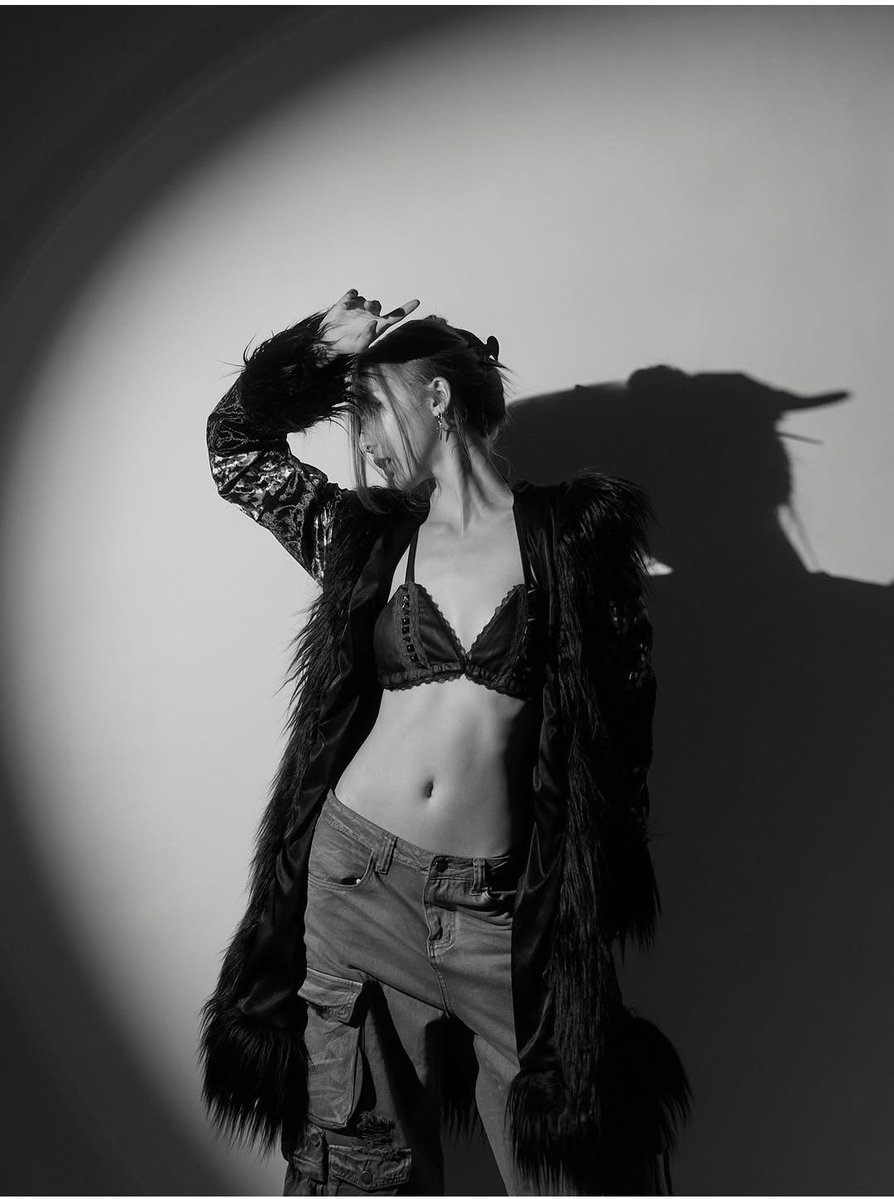 sissy_girl99's tweet photo. พี่คาล่าแซ่บเกินไปแล้ว🥵🌶️❤️‍🔥
Love me or hate me. I genuinely don't care.🖤❤️‍🔥
#nenevader #Qalanoir https://t.co/QZS6bMY1u6
