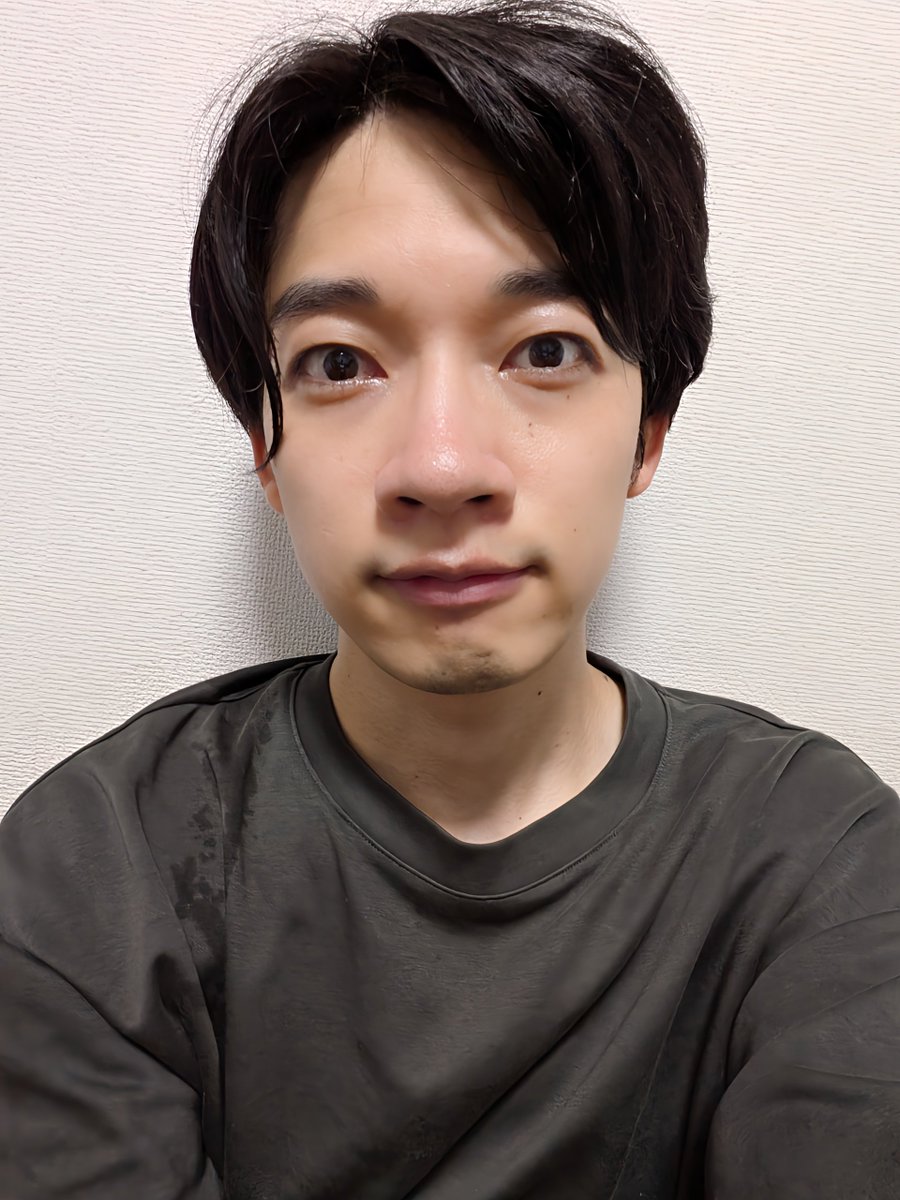 otayuma_'s tweet photo. 無事新潟に戻ってきました。
様々な方と素敵な出会いもあり、本当に温かさに感謝しています。

日本だけでもまだまだ広い。

髭も剃りました。
帰って早速ボクシングへ🥊
4日ぶりでしたが、ヘロヘロです。 https://t.co/vVmlTKZEyI