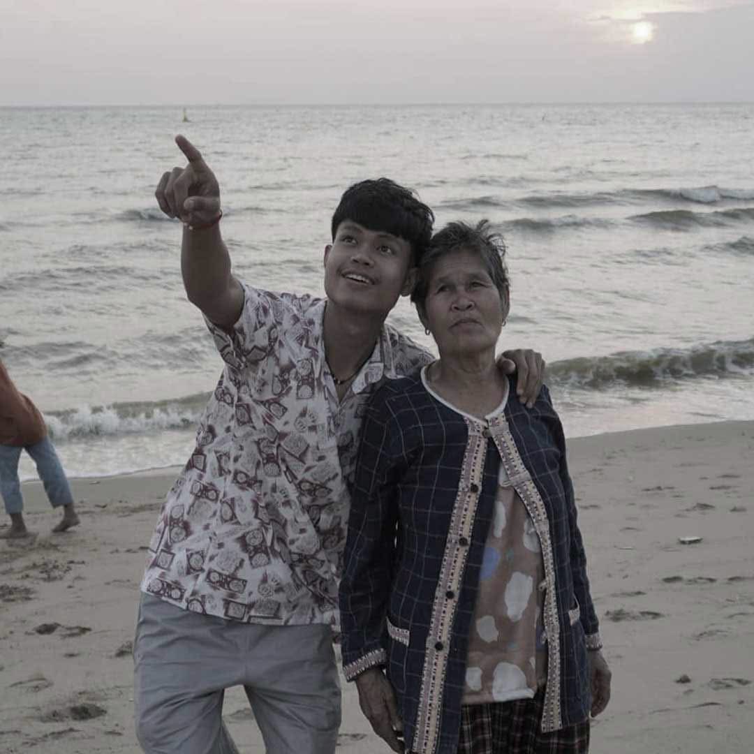 Phibabe26's tweet photo. อย่างน้อยน้องก็ได้ทำตามความฝัน และทำหน้าที่หลานได้ดีที่สุด ได้เป็นเรื่องบันดาลใจให้ใครอีกหลายคน ขอให้น้องฮลุนไปสู่สุคติ และเสียใจกับครอบครัวของน้องด้วยค่ะ 🙏🏻

#ฮลุนโซโล่ #HlunSolo https://t.co/7QhdbEAnAF