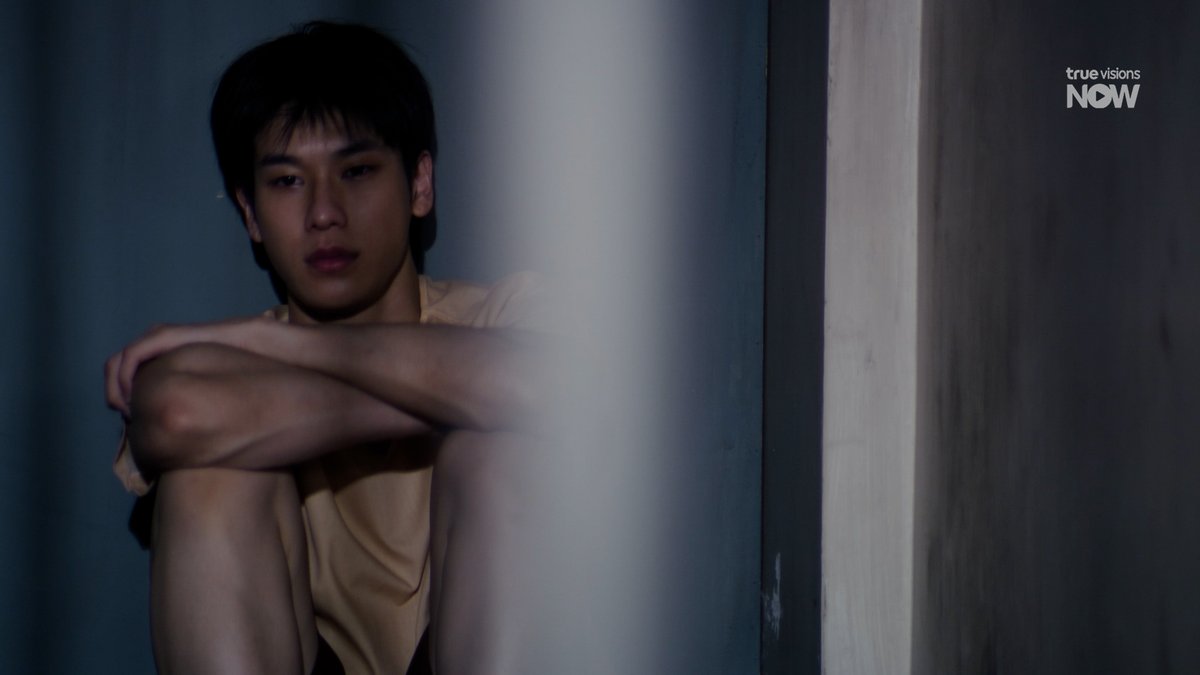 truecjcreations's tweet photo. พี่ภูมิจะเลือกทางไหน?
"อยู่เป็นมือขวาในคุก หรือ เป็นหมาขี้เลื้อนอยู่ข้างนอก"

#MuifeiEP7 https://t.co/2Fjddo2kVz