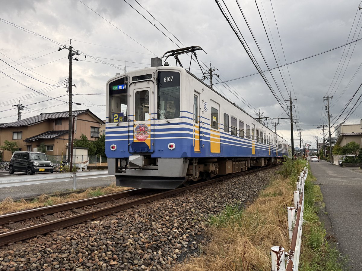 memo_hako's tweet photo. えちぜん鉄道新田塚
新田塚から福井駅方面に向かう電車をお見送り
2026.7.28 https://t.co/zgcI4KTXr1