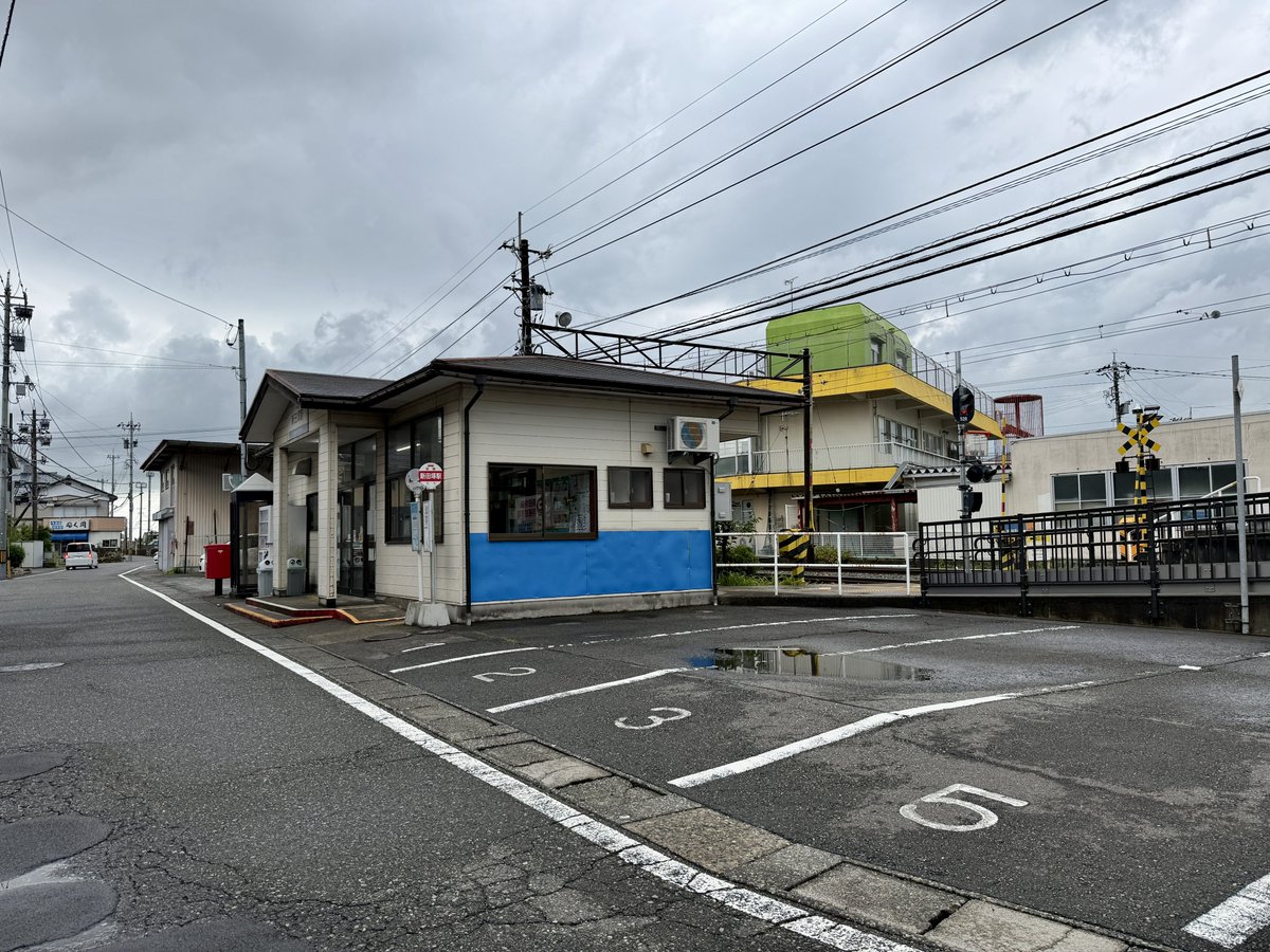 memo_hako's tweet photo. えちぜん鉄道新田塚
新田塚から福井駅方面に向かう電車をお見送り
2026.7.28 https://t.co/zgcI4KTXr1