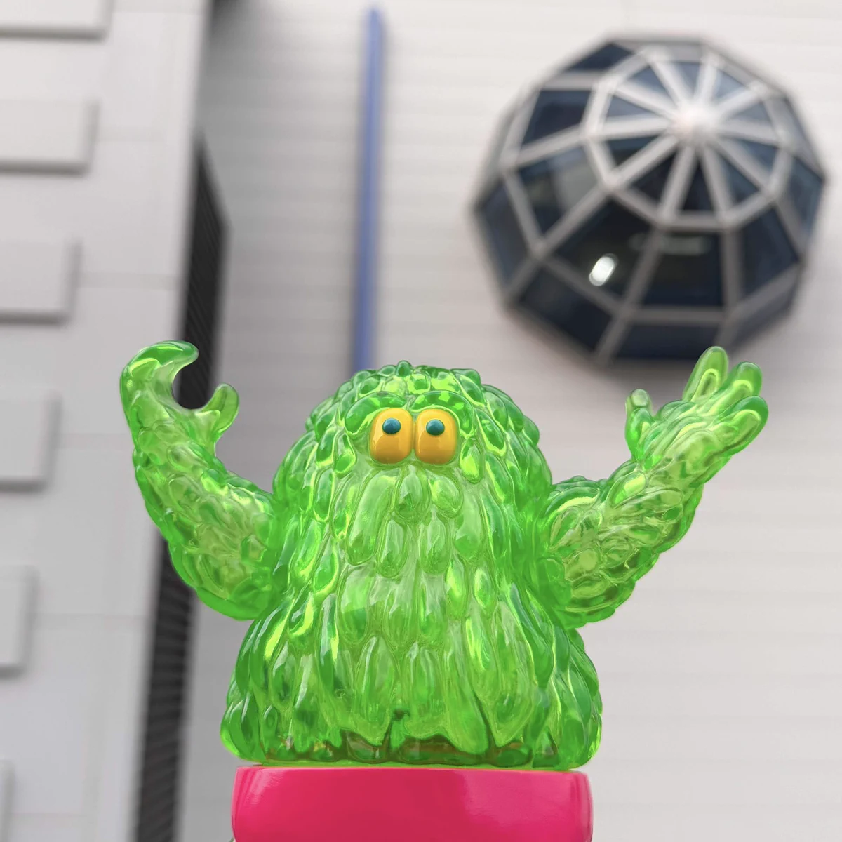 X-এ TOYTOYTOY: 