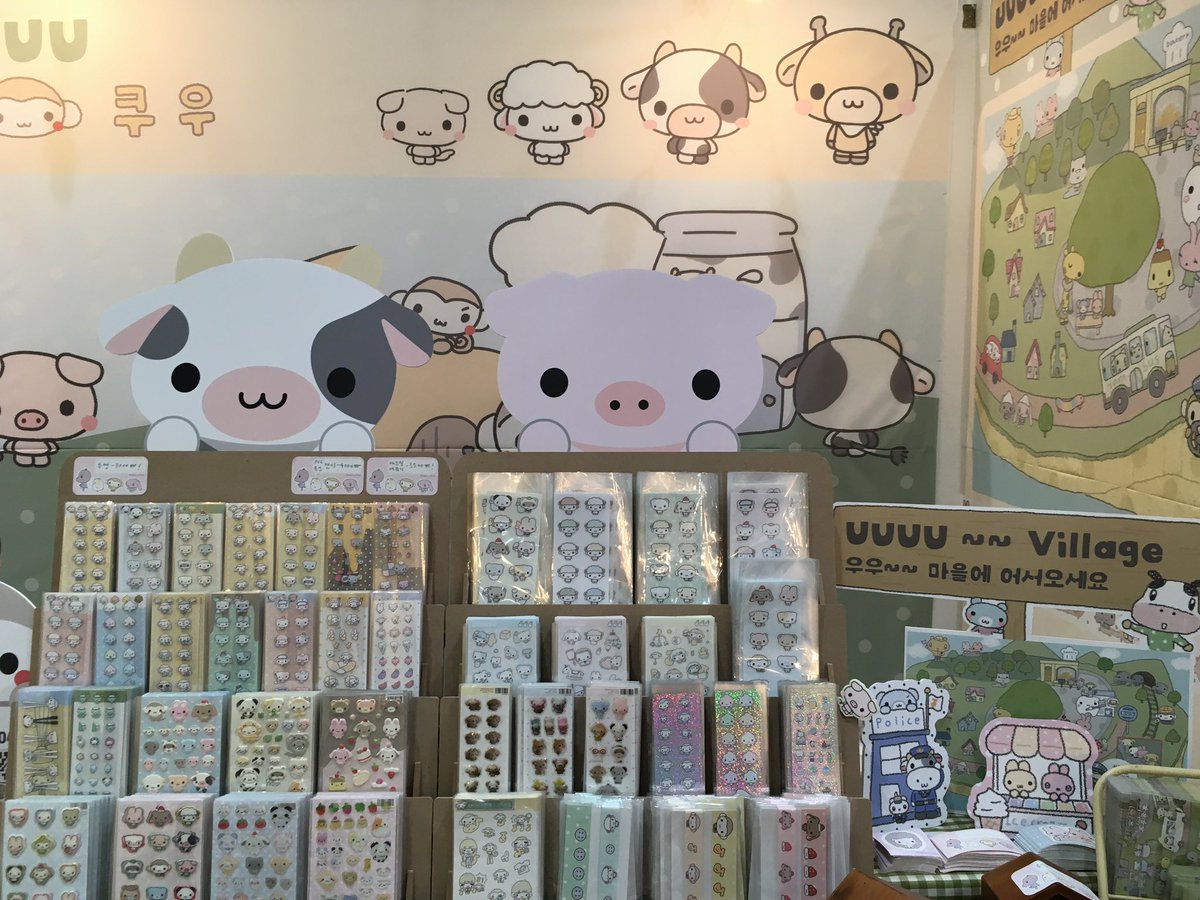 hinaku_u's tweet photo. 부스 전체 사진도… 🐾🐾 https://t.co/qgRVHCSGHh