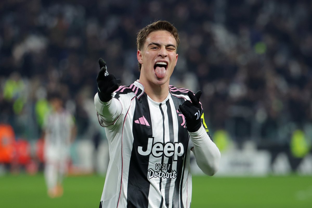 juventusfcen's tweet photo. 🕷️🕸️ https://t.co/Vs3PntZIT3