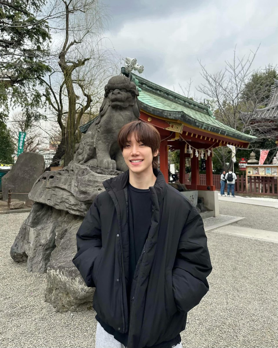 npblent's tweet photo. 🚨Yuuki, ator em #MySecretOfSeerTheSeries, usou suas redes sociais para relatar o relacionamento abusivo que afirma ter vivido com um ator de uma grande agência tailandesa.

Segundo ele, um boletim de ocorrência já foi registrado e o caso está sendo tratado pelas autoridades. Mesmo assim, decidiu tornar a história pública para cobrar um posicionamento tanto do artista quanto da empresa que o gerencia.

Yuuki afirma que, durante mais de um ano, foi vítima de agressões físicas e psicológicas, além de manipulações e traições. Ao compartilhar seu relato, ele diz esperar conscientizar outras pessoas sobre os sinais de relacionamentos abusivos e incentivar vítimas a buscarem ajuda antes que a situação se agrave.

#yuuchan_465