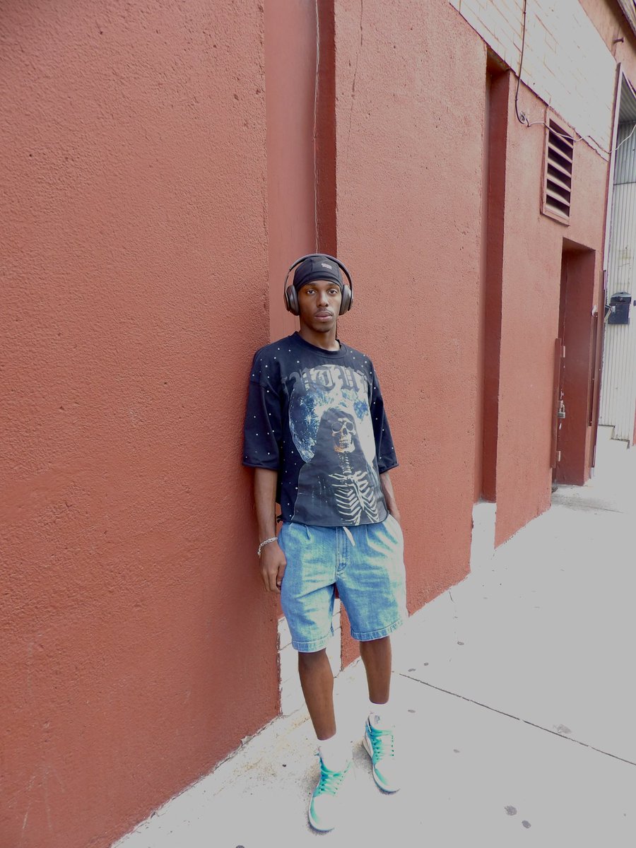 seven7sevin's tweet photo. Today we live #chicago https://t.co/9rTKrEWO0A