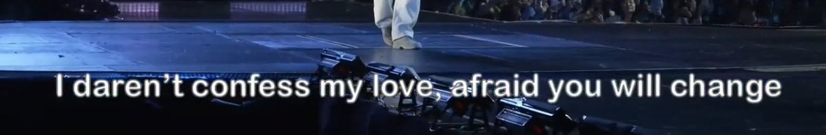 kh0ndeu's tweet photo. kaga ngerti gw sama yg bilang konsernya jossgawin kurang mesra woilah,,,lagu solo pertama mrk aja nyaut2an gini weh😭😭😭 joss: mau confess tp ga mau lo berubah. gawin: i can feel ur love &amp; i feel the same way. terus lagu abis itu duet, liriknya "let our love take time" WOELAHHHH https://t.co/Kb0AJ0M0fw
