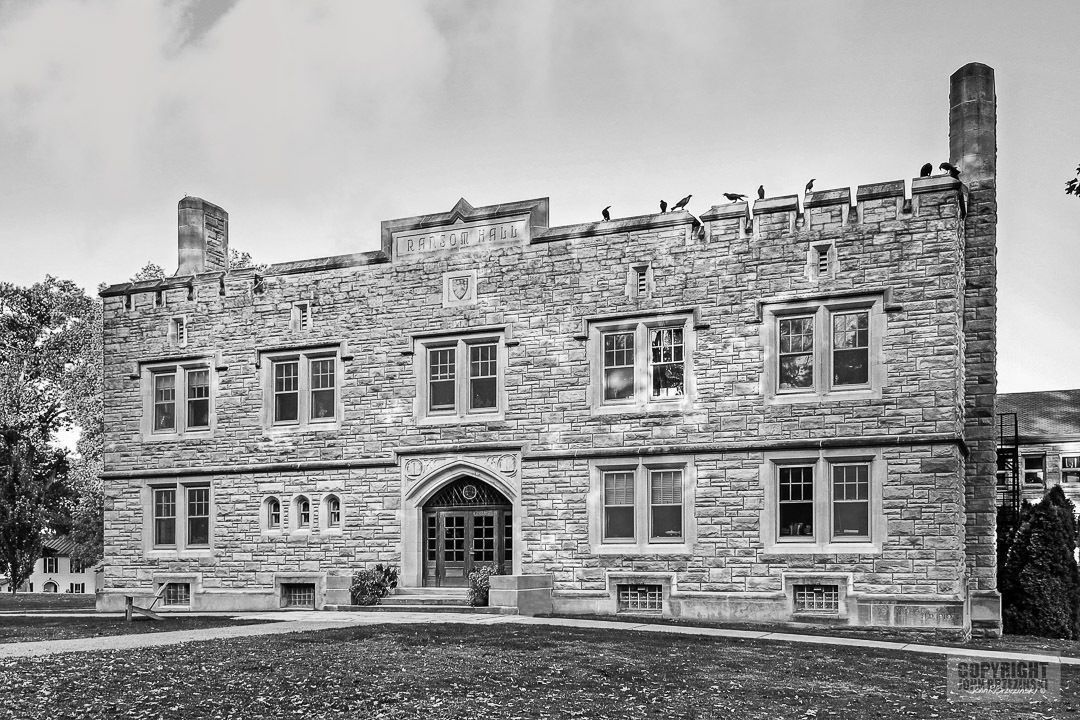 universityicons's tweet photo. Today's featured university icon is Ransom Hall at Kenyon College in Gambier, Ohio.

You can find this photo, and several other #KenyonCollege images, in the "Kenyon College" Collection via the link below. 
https://t.co/qllalPPKqM

@KenyonCollege https://t.co/JC58prD6FO