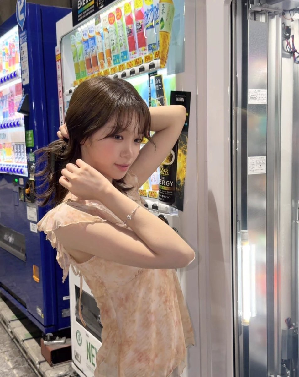 onlyCHAEWON_TH's tweet photo. 260729 - IG #_chaechae_1 update 🍀
ในช่วงนี้ ☀️
🔗 https://t.co/QOqgmW9ufg
#김채원 #CHAEWON #KIMCHAEWON #チェウォン #르세라핌 #LE_SSERAFIM https://t.co/rdWwAwTtM3