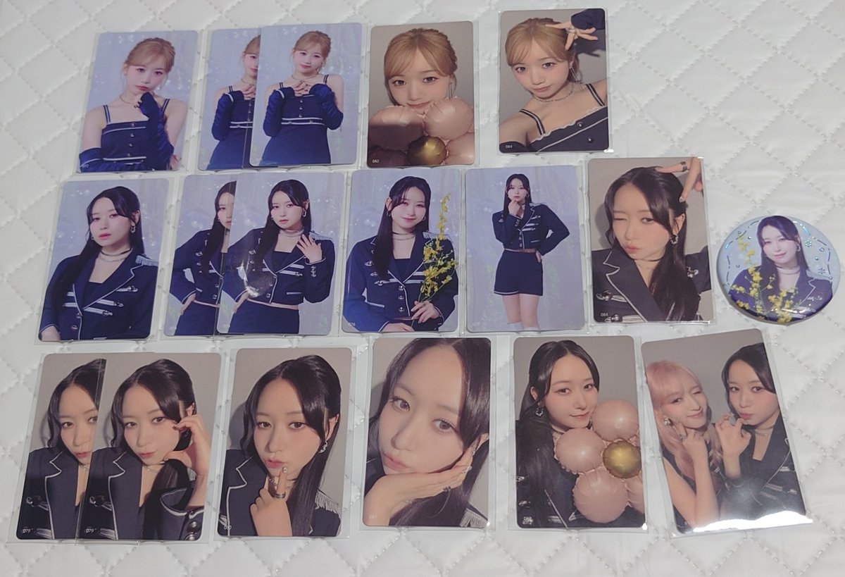 t002ab's tweet photo. 【ME:I 交換】 #ME_I_交換
譲▶︎1、2枚目美羽、璃杏、文寧、恵子、桃奈
求▶3、4枚目鼓(鼓含む場合すず)印のないもの及び、R108全員トレカ縦、081は同種希望

有明、神戸、福岡いずれも両日＞郵送 https://t.co/gwc7QFywmm