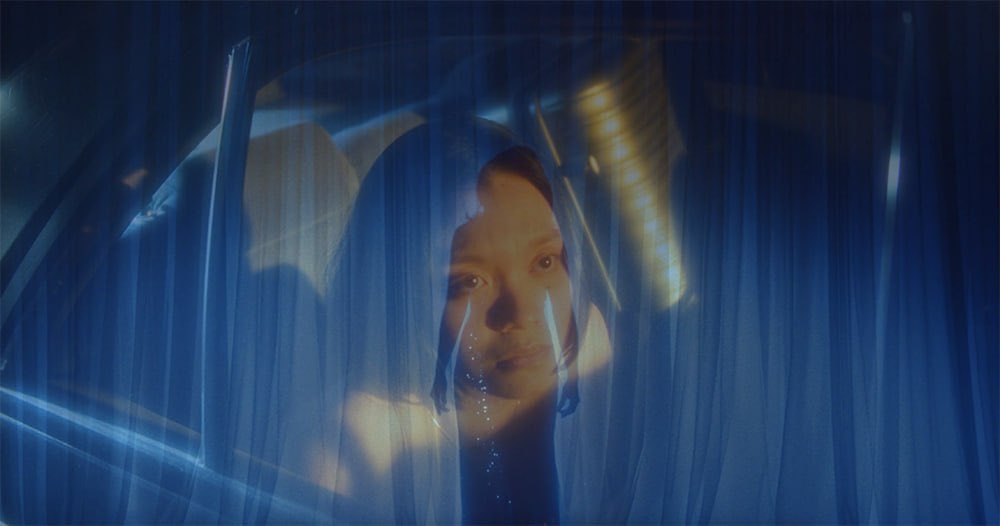 denielemein's tweet photo. ELENITA ELENA ELAINE (dir. Gabriela Serrano)
• sci-fi, drama | 19 min 39 sec
• in dreamless manila, a fallen star appears on the eve of a woman's departure to help her and her mother say goodbye.
• agot isidro, gabby padilla, mariana serrano https://t.co/cssKN8DplD